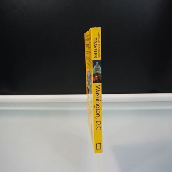 National Geographic Traveler Washington D.C. by John M. Thompson 2005 - Picture 2 of 11